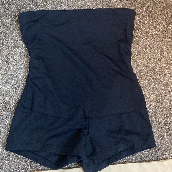 Women’s Shapewear High Waisted Shorts 2 Black 2 Nude Sz M/L NWOT Shapermint - Picture 2 of 10